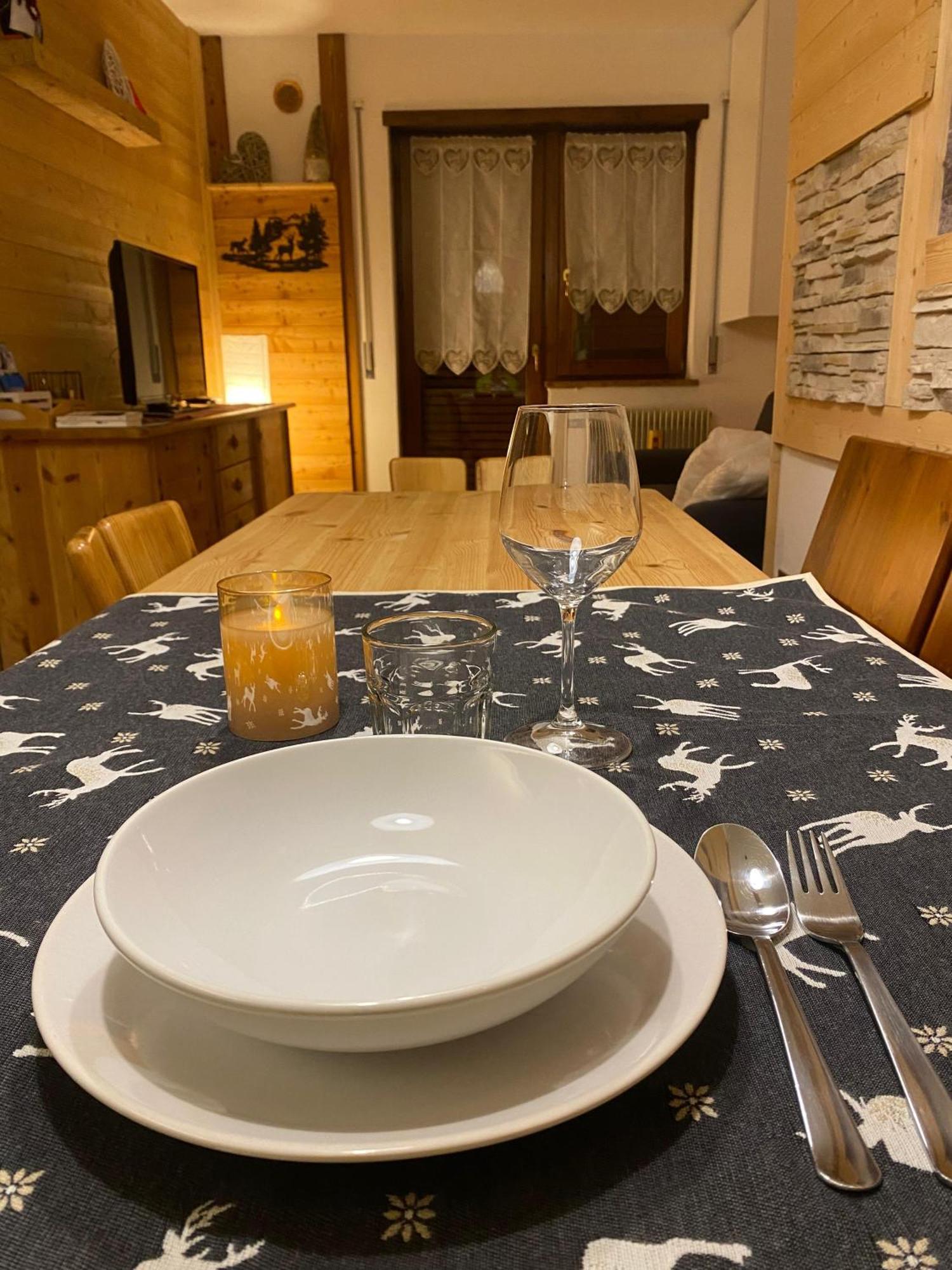 Casa Max A Canove Di 로아나 외부 사진